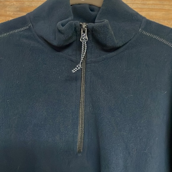 St John’s Bay size large navy quarter zip pullover fleece top - Picture 2 of 6